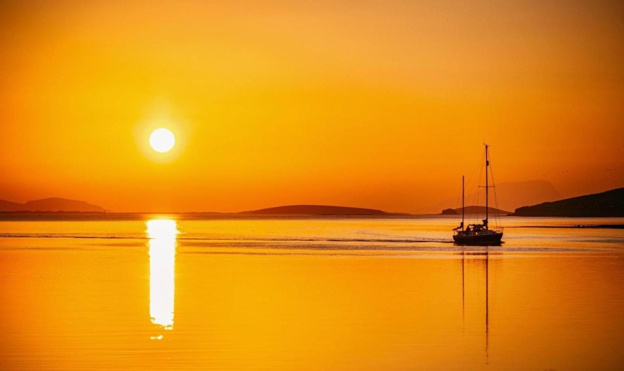 The Waterside Apartment 112 Harbour Mills Γουέστπορτ Εξωτερικό φωτογραφία